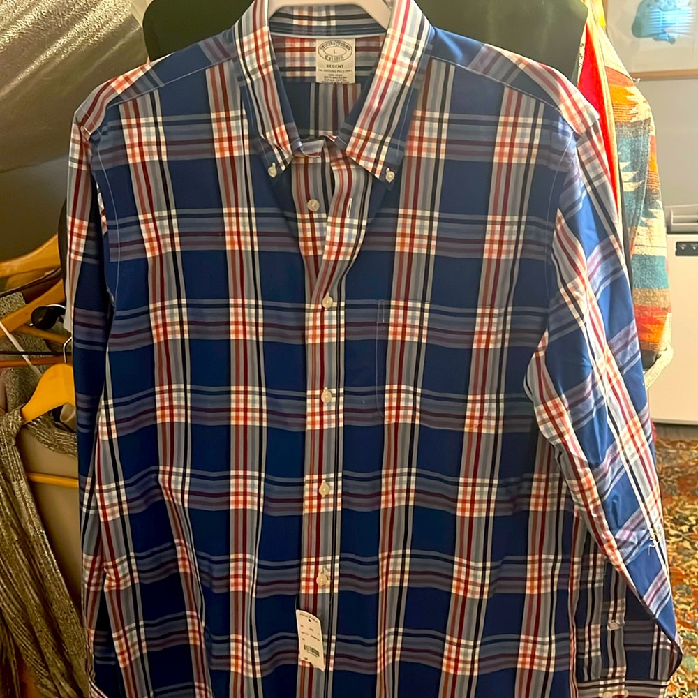 Men’s brooks brothers size large button down